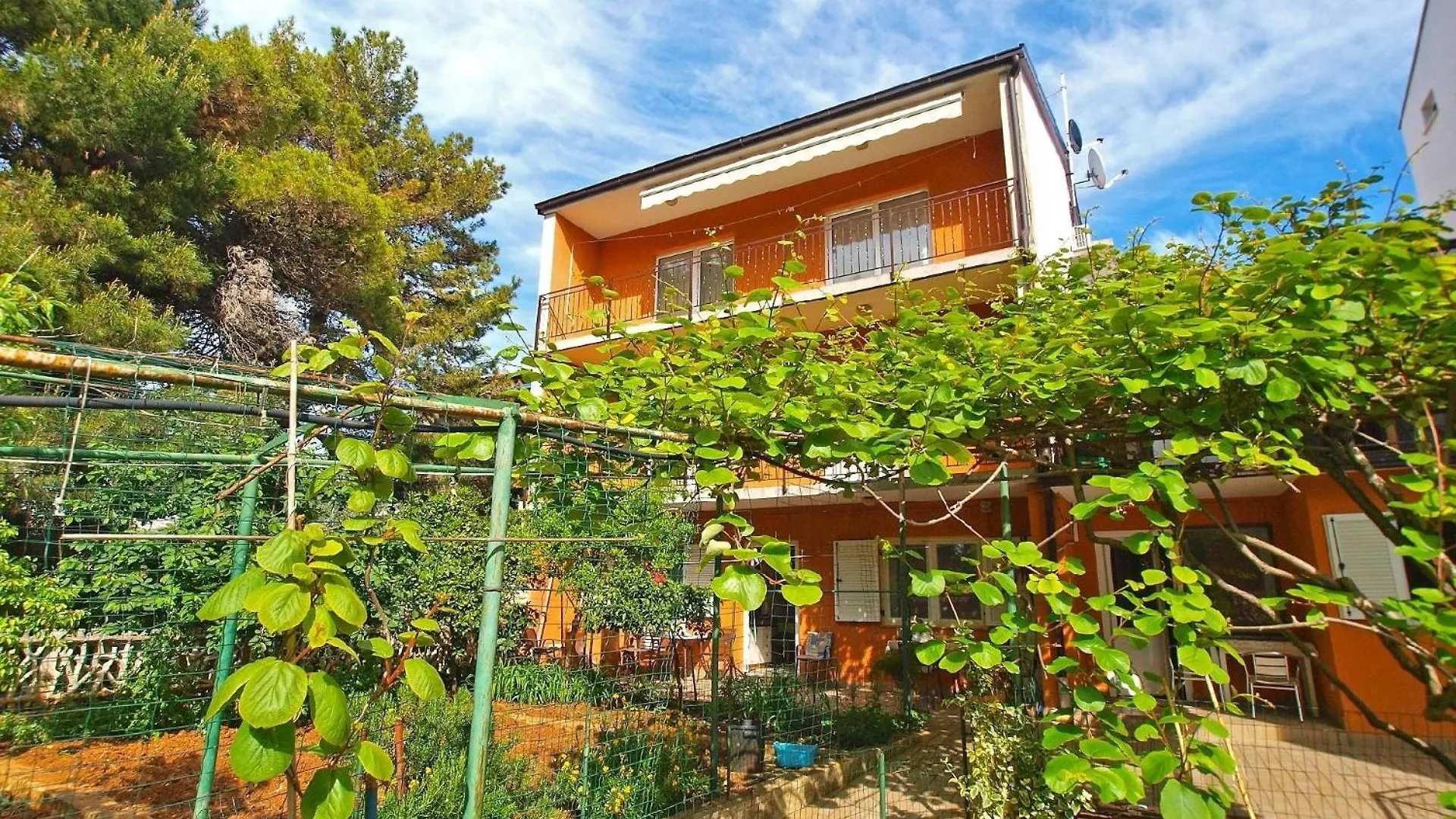 Apartment Ferienwohnung Fuer 6 Personen Ca 80 Qm In Pula, Istrien Istrische Riviera Croatia
